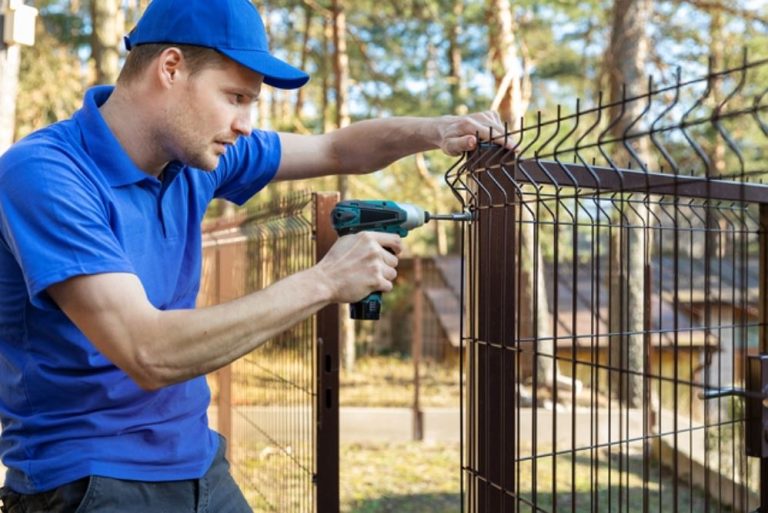 Fence Contractor | fence Repair - Fence Installation services by Iron men Gates and Doors
