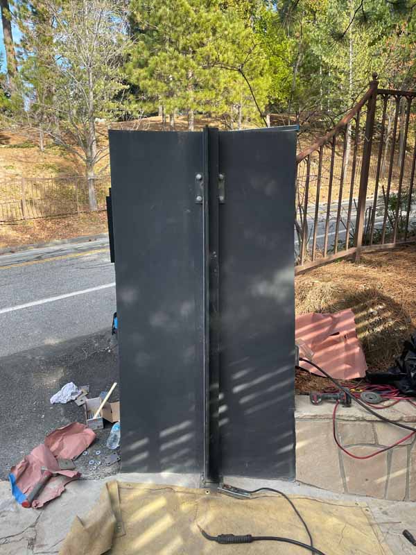 Fabrication and installation of custom made horizontal sliding gate 7 6gate installation service in glandale ca by ironmen gates and doors - Iron Men Gate & Door Design LA Gates & Doors